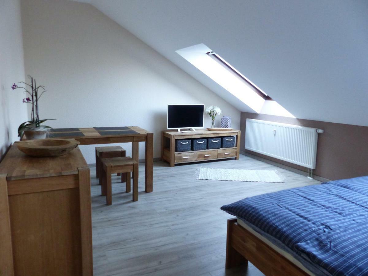 Ferienwohnung Ortrand - Pension Habitación foto
